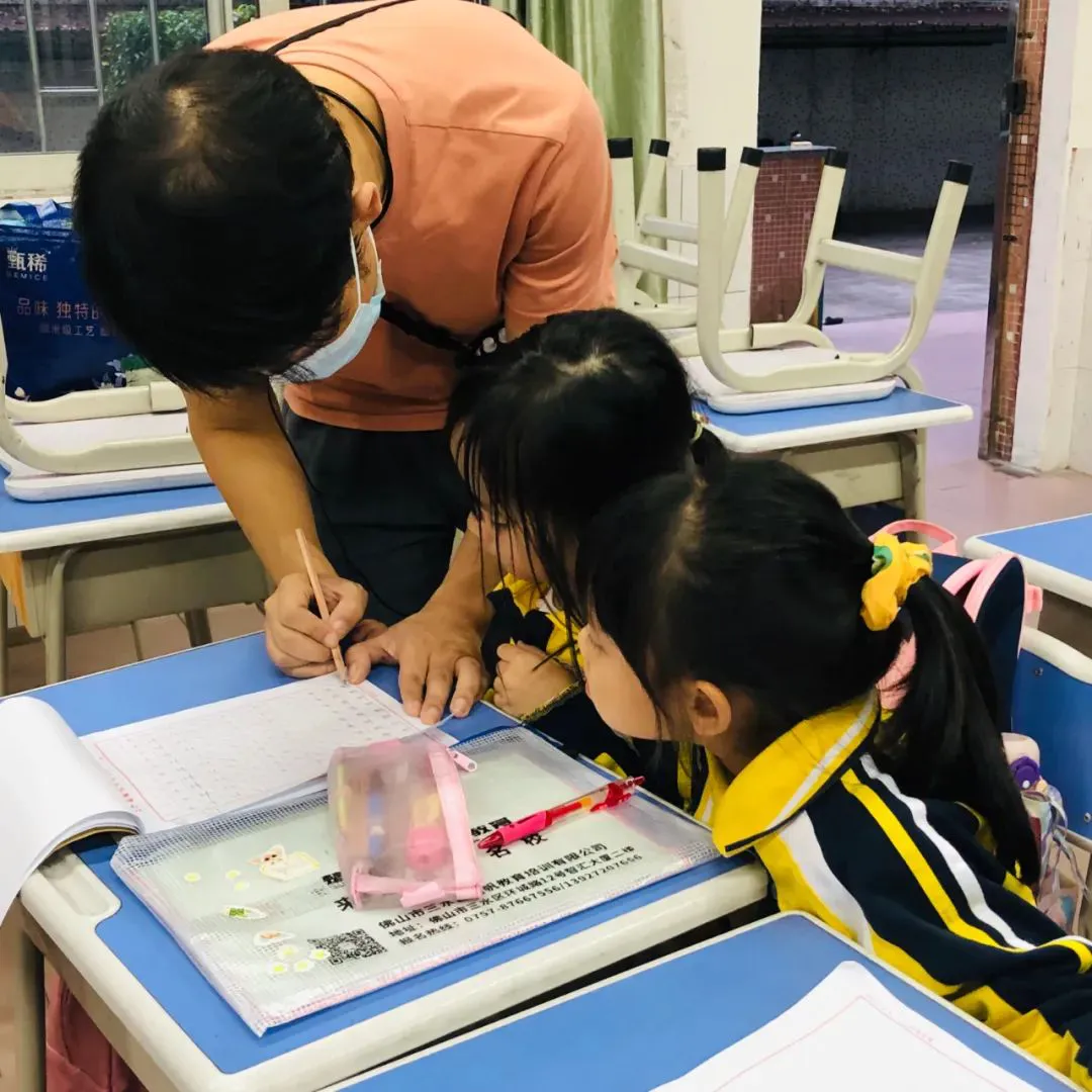 篮球防守训练中如何提高体能和耐力_0